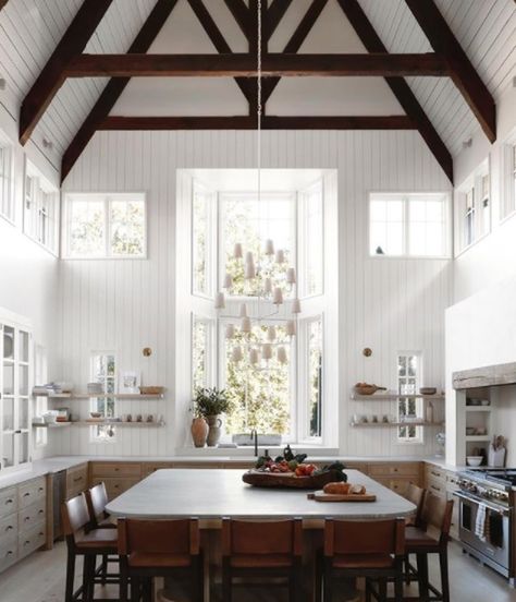 Kitchen With High Ceilings, Statement Kitchen, 3d Kitchen Design, Grand Kitchen, Hygge Home, Gorgeous Kitchens, High Ceilings, Wooden Beams, Cathedral Ceiling