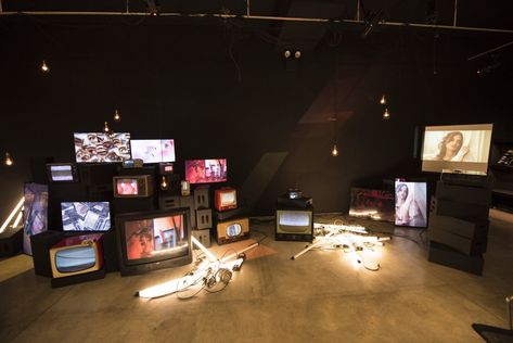 M·A·C – Patten Studio » Interactive art installations Tv Installation Art, Old Tv Installation, Old Tv Art Installation, Interactive Music Installation, Nostalgia Art Installation, Immersive Video Installation, Media Installation, Virtual Hugs, Audio Visual Installation