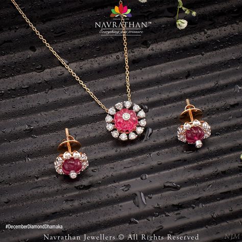 Diamond Locket, Diamond Pendants, Diamond Collection, Gold Jewellery Design Necklaces, Classy Jewelry, Jewelry Design Necklace, The Promise, Gold Jewellery Design, Diamond Jewellery