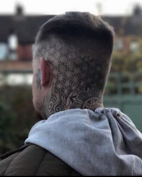 Tattoos For The Back, Head Tattoo Ideas, Tato Mandala, Father Son Tattoo, Tattoo Ideas Males, Brain Tattoo, Idea Tattoo, Throat Tattoo, Back Of Neck Tattoo