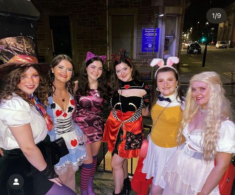 alice in wonderland characters group costume Alice In Wonderland Costume Ideas Group, Wonderland Group Costume, Wonderland Costume Ideas, Alice In Wonderland Costume Ideas, Costume Ideas Group, Alive In Wonderland, Alice In Wonderland Costumes, Wonderland Characters, Alice In Wonderland Characters