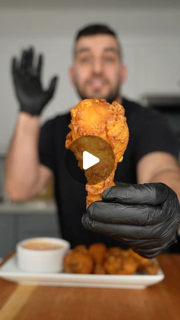 Patrick Zeinali on Instagram: "That’s the loudest crunchy I’ve ever heard 🍗 #friedchicken #easyrecipe" Easy Fried Chicken, Fried Chicken Legs, Chicken Pie Recipe, Making Fried Chicken, Crispy Chicken Tenders, Tandoori Masala, Buttermilk Fried Chicken, Oven Fried Chicken, Fried Chicken Sandwich