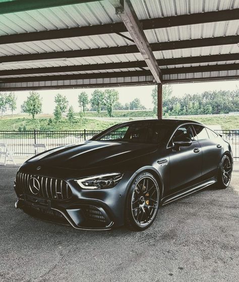 Pinterest: keedrajackson Mercedes Auto, New Mercedes Amg, Cars Photography, مرسيدس بنز, Mercedes Benz Unimog, Mercedes Amg Gt, New Sports Cars, Dinner Night, Ferrari Laferrari