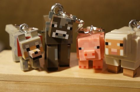 Minecraft Animals Keychains Minecraft Keychain, Minecraft Animals, Usb Flash Drive, Keychains, Minecraft, I Shop, Handmade Gift, Electronic Products, Handmade Gifts