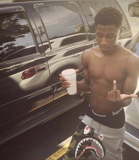 #nba #youngboy #rappers #tiktok Ayyy Lmao, Celebrity Selfies, Nba Baby, Best Music Artists, Rapper Style, 2013 Swag Era, Nba Outfit, Best Rapper Alive, Nba Youngboy