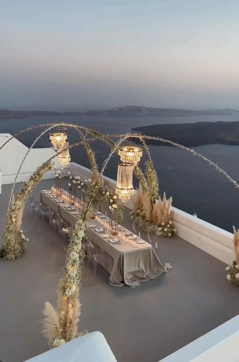 Weddings In Santorini, Small Church Weddings, Classic Wedding Themes, Dinner Setting, Getting Married In Italy, Unique Wedding Cards, Grass Wedding, Wedding Event Design, Santorini Wedding