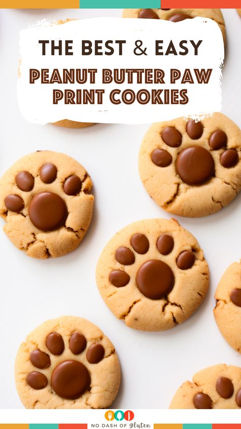 Dog Paw Peanut Butter Cookies, Bear Paw Peanut Butter Cookies, Paw Print Chocolate Chip Cookies, Paw Cookies Recipe, Bear Print Cookies, Chocolate Peanut Butter Cookies Easy, Peanut Butter Paw Cookies, Puppy Themed Desserts, Paw Print Snacks