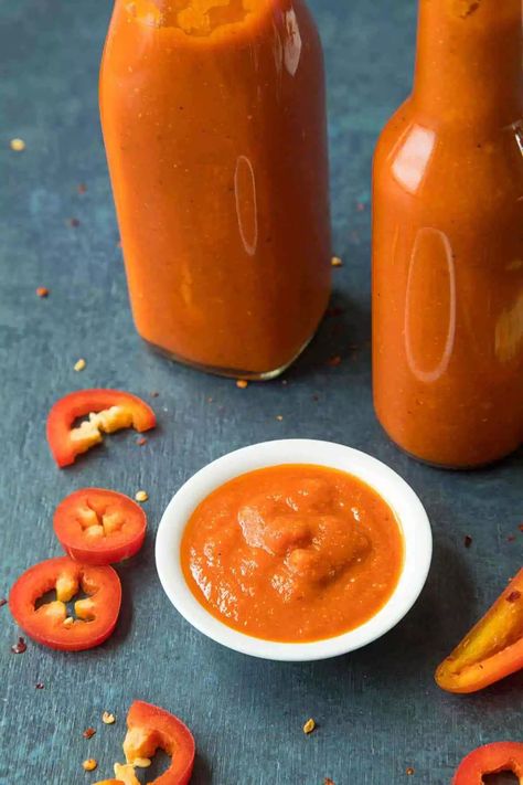 Mexican Hot Sauce Recipe, Datil Peppers, Jalapeno Hot Sauce Recipe, Mexican Hot Sauce, Hot Sauce Recipe, Chili Pepper Recipes, Pepper Sauce Recipe, Red Jalapeno, Chili Sauce Recipe