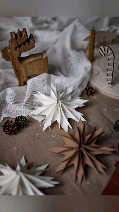 All posts • Instagram Diy Paper Stars Christmas, Christmas Paper Crafts For Kids, Paper Stars Diy, Creative Christmas Crafts, Christmas Star Decorations, Paper Christmas Decorations, Eco Friendly Christmas, Christmas Craft Projects, Christmas Paper Crafts