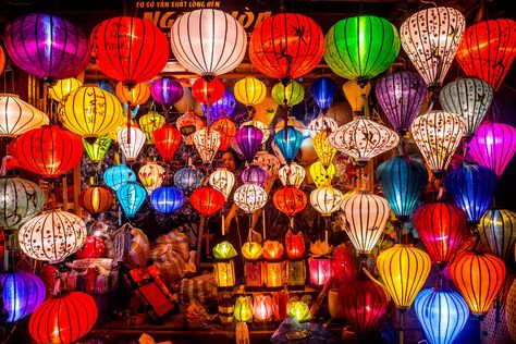 Colorful lanterns spread light on the old street of Hoi An Ancient Town Vietnam Lantern, Hoi An Old Town, Studio Backdrops Backgrounds, Hoi An Vietnam, Sweet Red Bean, Vietnam Travel Guide, Ancient Statues, Lantern Festival, Studio Backdrops