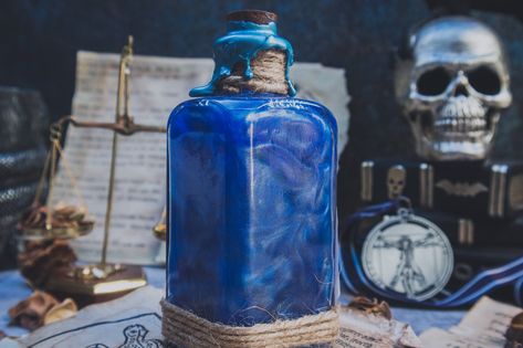 Mica Powder Potion Diy, Shimmer Potion Diy, Color Changing Potion Diy, Mica Powder Potion, Bottle Product Photography, Potion Craft, Color Changing Potion, Polyjuice Potion, Holographic Paper