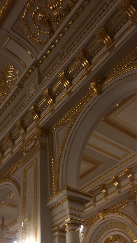 Architecture Pictures, Royalcore Aesthetic, Golden Palace, Dreamscape Architecture, Aesthetic Architecture, Castle Aesthetic, Architecture Wallpaper, Royal Aesthetic, Cream Aesthetic