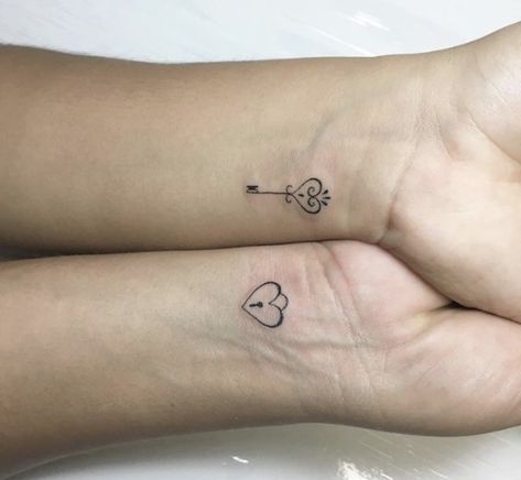 Small Key Tattoos, Tato Naruto, Couple Wrist Tattoos, Key Tattoo Designs, Lock Tattoo, Him And Her Tattoos, Couple Matching Tattoo, Key Tattoos, Couple Tattoos Unique