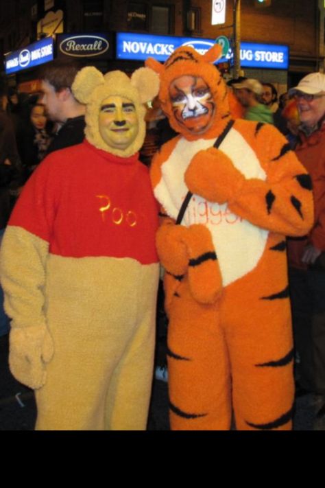 Pooh and tigger couple costume Costume Pairs, Tigger Halloween, Tigger Costume, Winnie Poo, Pooh And Tigger, Tiger Costume, Popular Costumes, Creepy Guy, Bear Halloween