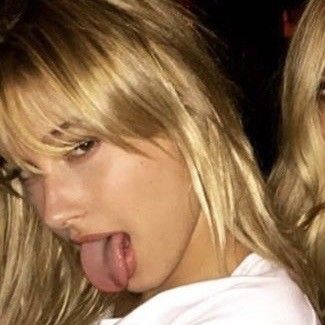 Hayley Bieber, Gisele Bundchen, Icon Collection, Hailey Baldwin, Hailey Bieber, Fav Celebs, Mean Girls, Justin Bieber, Hair Inspo