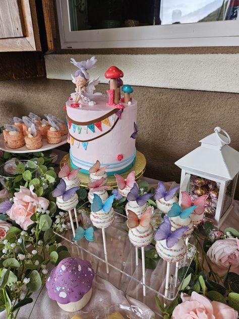 Fairy Birthday Sweet Table, Fairy Cake Table Ideas, Fairy Party Dessert Table, Fairy Birthday Desserts, Fairy First Birthday Cake Pops, My Fairy First Birthday Food, Fairy Dessert Table Ideas, Fairy Theme Cake Pops, Fairy Garden Cake Pops