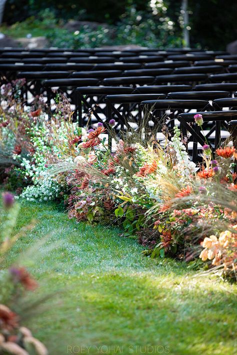 Aisle Arrangements Wedding, Ceremony Aisle Decor, Studio Mondine, Aisle Markers, Ceremony Aisle, Fall Shoot, Napa Valley Wedding, Aisle Flowers, Grass Wedding