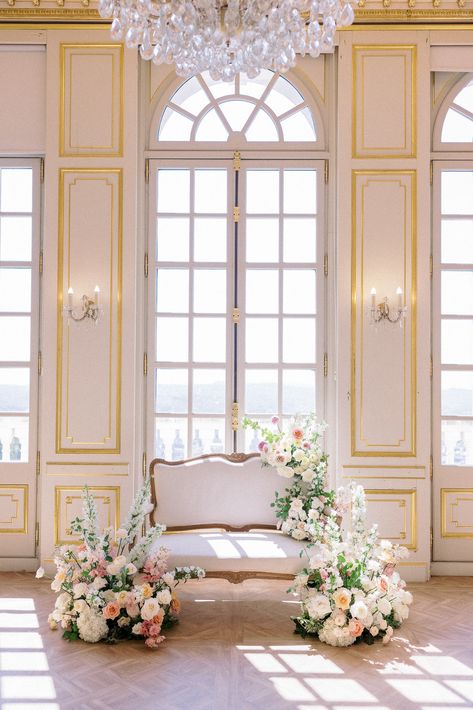 Enchanting Wedding Inspiration at Château St Georges, Le Petit Versailles on the French Riviera | South of France Wedding Inspiration | Gallery | Item 31 Versailles Inspired Wedding, French Wedding Inspiration, French Style Wedding Decor, Versailles Wedding Theme, Bride Sofa, Background For Bride, French Wedding Aesthetic, Vintage French Wedding, Wedding Photo Wall