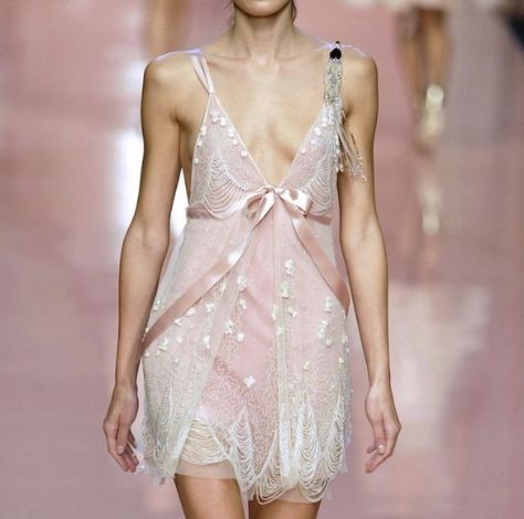 Blumarine Runway, Blumarine Dress, Girl Energy, The Cardigans, Model Aesthetic, Runway Models, Dream Dress, Halter Formal Dress, Couture Fashion