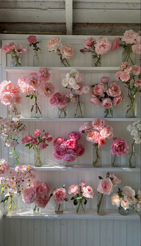 Deco Champetre, Boquette Flowers, Nothing But Flowers, David Austin Roses, Flower Therapy, Beautiful Bouquet Of Flowers, Deco Floral, Beautiful Bouquet, Amazing Flowers