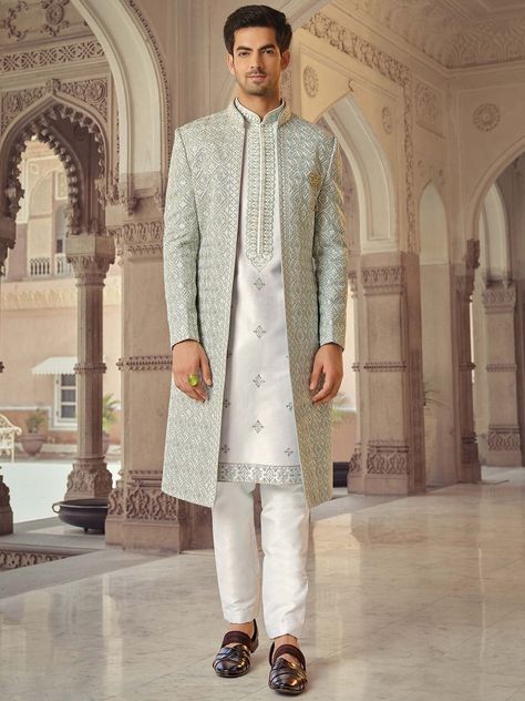 Outfits For Groom Wedding, Men’s Indo Western Wear, Indo Western Men Outfits, Sherwani Groom Wedding Royals, Sherwani For Men Wedding Royals, Indo Western Men, Groom Wedding Sherwani, Open Sherwani, Unique Mens Wedding Suits