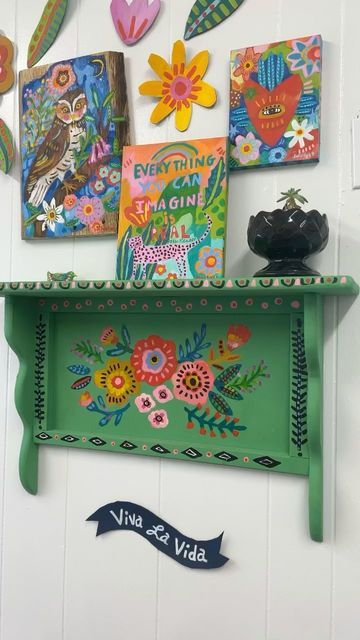 Mexican Folk Art Decor, Mexican Style Decor, Bohemian Painting, Painted Benches, Folk Decor, Arte Folk, Mexican Home Decor, Folk Art Flowers, Hacienda Style