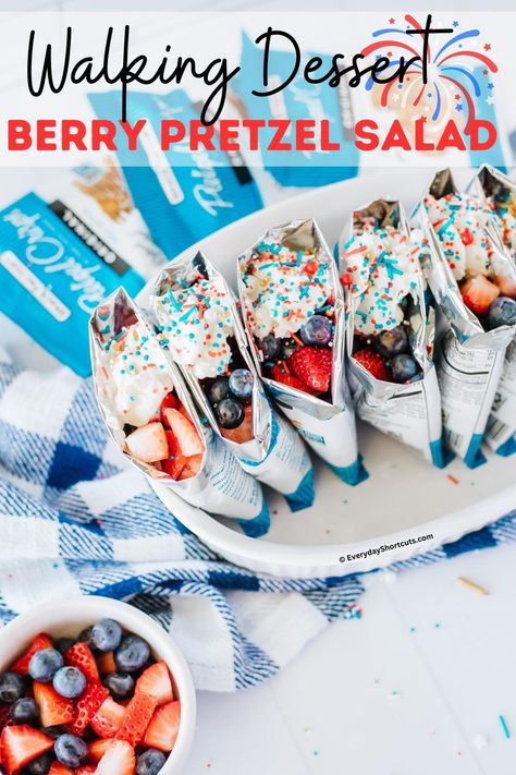 Salad In A Bag, July 4th Appetizers, 4th Of July Camping, Tie Dye Cake, How To Make A Tie, Kids Food Crafts, Strawberry Pretzel Salad, Walking Tacos, Pretzel Salad