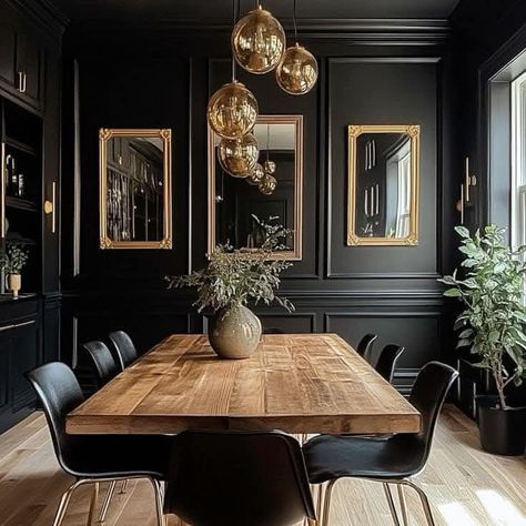 Black Panel Wall Dining Room, Moody Dining Room Design, Dark Elegant Dining Room, Black Walls Dining Room, Dark Dining Rooms, Black Dining Room Walls, Modern House Dining Room, Dark Moody Dining Room, Dark And Moody Dining Room