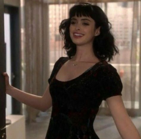 Pure hellsite effervescence. Home of Reblogs. All the art you never knew you needed. Your new fandom communities. Add to it or scroll through and soak it up. Jane From Breaking Bad, Krysten Ritter, Breaking Bad, Love Fashion, Aesthetic Girl, Pretty Woman, Domain Names, Hair Inspo, Top Rated