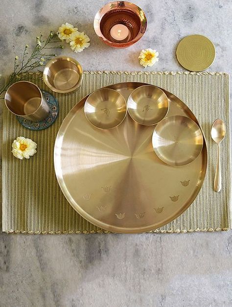 Pure Brass Dinner Set Antique Design Thali Set Brass Plate Cake Spacer, Dinner Table Set Up, Healthy Cookware, Kitchen Essentials List, Formal Table Setting, Indian Bedroom Decor, Kitchenware Products, Indian Home Design, Silver Pooja Items