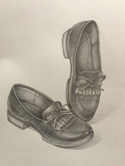 Footwear Drawing Sketch, Shoe Sketches Drawings, Easy Realistic Drawings, Shoe Artwork, Shoe Drawing, Sneakers Sketch, Prismacolor Art, Architecture Drawing Plan, Shoe Sketches