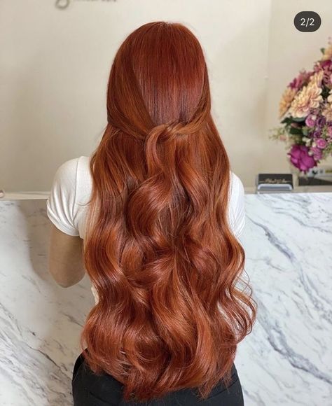 Red Hair Inspo, Natural Red Hair, Hair Color Streaks, Ginger Hair Color, Beautiful Red Hair, Hair Color Auburn, Long Red Hair, Hair Dye Colors, Red Hair Color