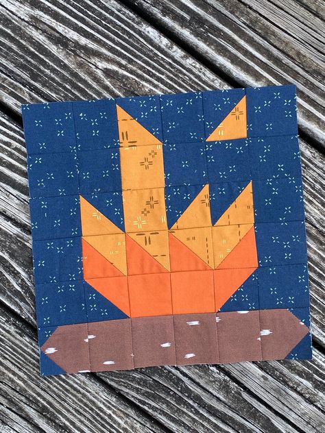 Summer Camp Quilt Pattern, Campfire Quilt Block, Fire Quilt Pattern, Tent Quilt Block, Oregon Quilt Block, Nature Quilt Blocks, Camping Quilt Block, Arrowhead Quilt Block Pattern, Camping Themed Quilts