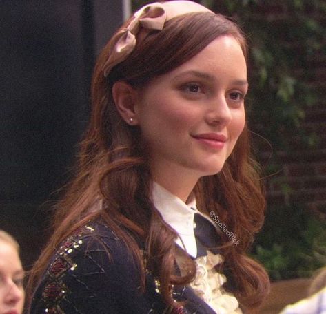 Blair Waldorf Hair, Gossip Girl Season 1, Blair Waldorf Quotes, Outdoors Tattoos, Quotes Outdoors, Estilo Blair Waldorf, Estilo Gossip Girl, Blair Waldorf Aesthetic, Blair Waldorf Gossip Girl