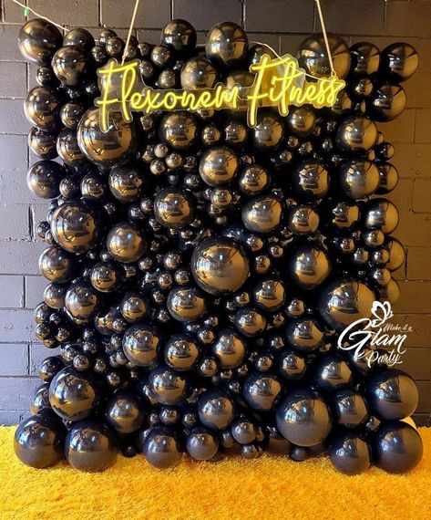 Gym Grand Opening Party Ideas, Business Grand Opening Decor Ideas, Gym Opening Party, Gym Grand Opening Ideas, Grand Opening Balloon Decor, Black Balloon Wall, Grand Opening Balloon Ideas, Gym Grand Opening, Grand Opening Party Ideas