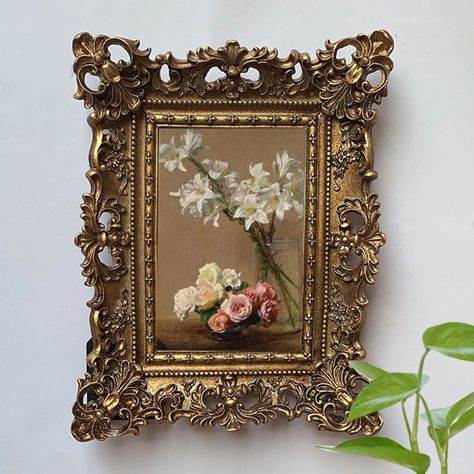 Wall Hanging Photo Frames, Picture Frames Standing, Frame Picture, Picture Holders, Look Retro, European Design, Style Photo, Photo Picture Frames, Paypal Payment