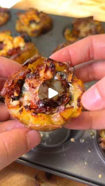 Ahmad Noori on Instagram: "Smashed Potato Cups  𝐅𝐔𝐋𝐋 𝐑𝐄𝐂𝐈𝐏𝐄 𝐎𝐍 𝐌𝐘 𝐁𝐋𝐎𝐆 𝐃𝐫𝐯𝐞𝐠𝐚𝐧𝐛𝐥𝐨𝐠 𝐝𝐨𝐭 𝐜𝐨𝐦 (𝐋𝐈𝐍𝐊 𝐈𝐍 𝐌𝐘 𝐁𝐈𝐎) IN ALL MAJOR LANGUAGES!  Cookbooks, meal plans & more (7 day free trial) dr-vegan.com   ⠀ #potatorecipes #veggierecipes #patatas #potatosnacks #vegan #veggie #easysalad #glutenfreerecipes #glutenfreefood #veganesessen #veganesrezept #roastedpotatoes #smashedpotatoes #potato #easyrecipes #easyrecipe #veganfood #veganrecipe #salad #veganfoodie #saladrecipe #stuffedpotato #easymeals #potatorecipe #vegancomfortfood #vegetarian #kartoffel #potatosnacks #glutenfree #vegandinner" Potato Cups, Dr Vegan, Cook Potatoes, Potato Snacks, Potato Recipes Side Dishes, Vegan Potato, Vegan Comfort Food, Vegan Cookbook, Smashed Potatoes