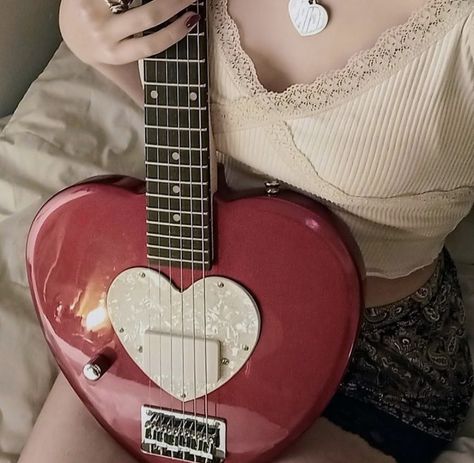 Heart Shaped Guitar, Red Electric Guitar, Guitar Obsession, Cherry Baby, Scott Pilgrim Vs. The World, Guitar Girl, Cool Electric Guitars, Hearts Girl, Vs The World