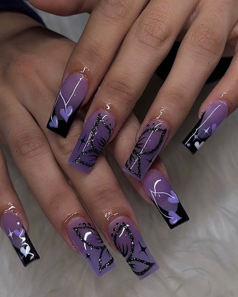 Purple Acrylic Designs, Sagitarrius Birthday Nails, Nails Inspo Medium Length, Nails Acrylic Violet, Medium Acrylic Nails Purple, Purple And Black Butterfly Nails, Cute Nails For Work, February Nails Purple, Medium Length Y2k Nails