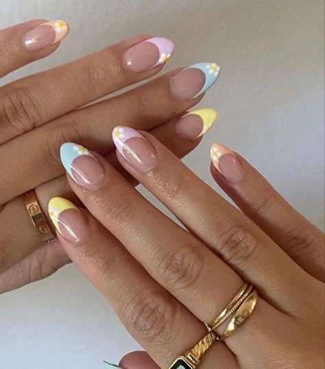 Danish Aesthetic pastel nails Teen Nails, Broken Nails, Summery Nails, French Tip Acrylic Nails, Simple Acrylic Nails, Easter Nails, Pastel Nails, Minimalist Nails, Dream Nails