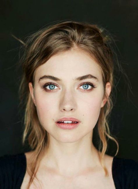 Here I presesnt you, Imogen Poots and her bunny teeth. Bunny Teeth, Imogen Poots, Celebrity Faces, Beauty Advice, Beauty Eyes, Sirius Black, Girl Face, Beautiful Eyes, Pretty Face