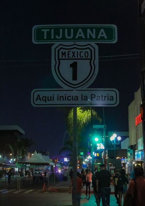 Good night #Tijuana 🤩🌙 Latina Vibes, Money Spells That Work, Phone Lock Screen Wallpaper, Peaky Blinders Tommy Shelby, Fabulous Quotes, Mexican Culture, Vision Board 2023, Mexico Travel, American Dream