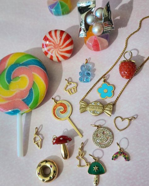 Sweets are always needed on Mondays 🍭 🍬 🍬 🍬 🍬 🍬 🍬 🍬 🍬 #FineJewelry #LuxuryJewelry #HighJewelry #FineJewels #JewelryDesign #JewelryLover #JewelryAddict #FineJewelryDesign #JewelryObsessed #JewelryGram #FineJewelryCollection #JewelryGoals #DesignerJewelry #JewelryInspiration #FineJewelryFashion #candyjewelry #lollipop #SpringTrends #candy #japan #solidgold #14k #14kgold Candy Japan, Candy Jewelry, Fine Jewels, Fine Jewelry Designers, Fine Jewelry Collection, Spring Trends, High Jewelry, Jewelry Lover, Lollipop