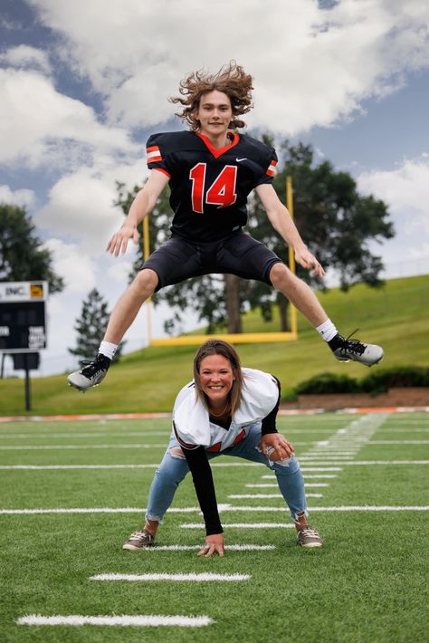 Mother Son Baseball Pictures, Family Sports Pictures, Football Mom And Son Pictures, Mom And Son Senior Football Photo Ideas, Mom And Son Senior Pictures Photo Ideas, Football Jersey Photoshoot Ideas, Senior Mom Football Pictures, Mom And Football Player Pictures, Senior Football Pictures With Mom