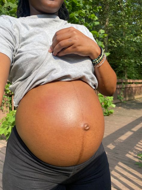 Pregnant Belly Black Women, Black Pregnant Belly, Pregnancy Black Women, Black Woman Pregnant, Black Women Pregnant, 3 Months Pregnant Belly, Black Pregnant Women, Pregnant Black Women, Pregnant Belly Huge