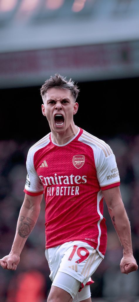 Arsenal Wallpapers Leandro Trossard Wallpaper, Leandro Trossard Arsenal, Arsenal Players Wallpaper, Football Wallpaper Arsenal, Trossard Arsenal, Arsenal Wallpapers Iphone, Football Players Wallpaper, Arsenal Fc Art, Saka Arsenal