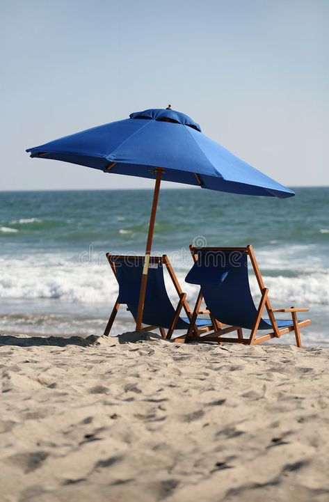 Beach Chairs On Beach, Venezuela Beaches, People At The Beach, Umbrella Beach, Composition Painting, Beach Chair Umbrella, Beach Blue, Person Sitting, Beach Chair