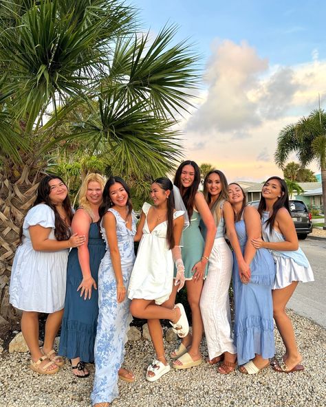 bachelorette weekend 🤍🐬💍 Naples Florida Bachelorette Party, Bahama Bachelorette Party, Bachelorette Party Outfits Group Beach, 30a Florida Bachelorette Party, Bachelorette Beach Photos, Bachelorette Beach Pictures, South Carolina Bachelorette Party, Blue Bachelorette Party Outfit Group, Bachelorette Boat Party Outfit