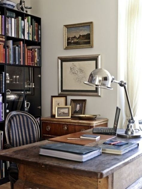 33 Stylish And Dramatic Masculine Home Office Design Ideas | DigsDigs Home Office Masculine, Masculine Home Offices, Masculine Home, Masculine Home Office, Masculine Office, Wall Cupboard, Man Office, Small Room Design, Home Office Space