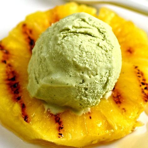 Acotar Food, Basil Ice Cream, Easy Food Recipes, Healthy Ice Cream, Thai Basil, Vegan Ice Cream, Vegetarian Recipes Easy, The Circus, Ice Creams